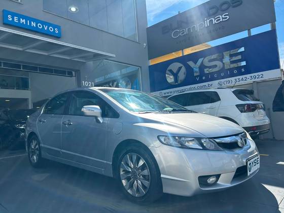 HONDA CIVIC 1.8 LXL SE 16V FLEX 4P AUTOMÁTICO HONDA CIVIC 1.8 LXL SE 16V FLEX 4P AUTOMÁTICO